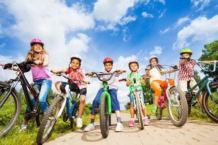 Zece condiții de care trebuie ținut seama când alegem o bicicleta pentru copii