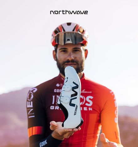 Northwave lansează în ediție limitată pantofii TOP GANNA VELOCE EXTREME Special Edition Northwave lansează în ediție limitată pantofii TOP GANNA VELOCE EXTREME Special Edition